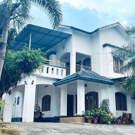 Dreamnest Residency Apartment Kalpetta Bagian luar foto