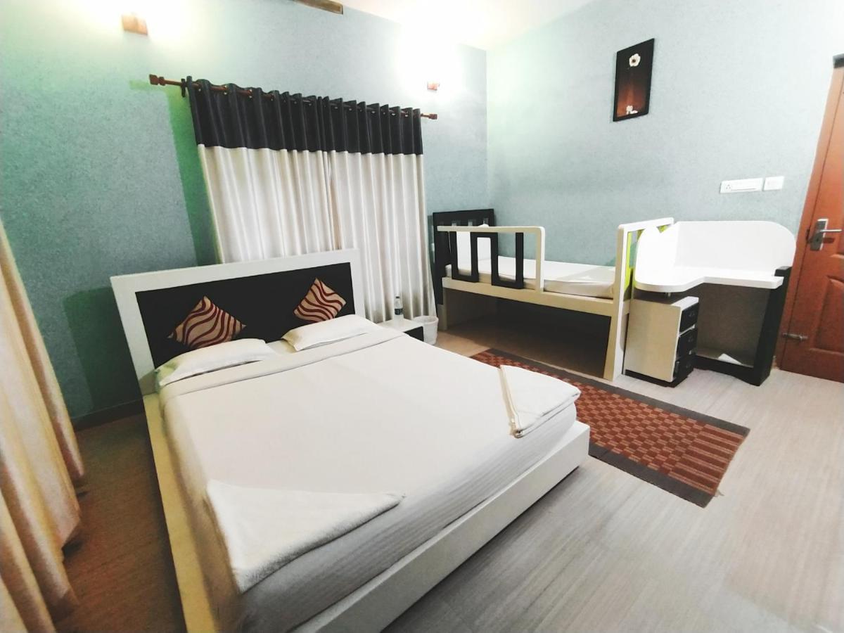Dreamnest Residency Apartment Kalpetta Bagian luar foto