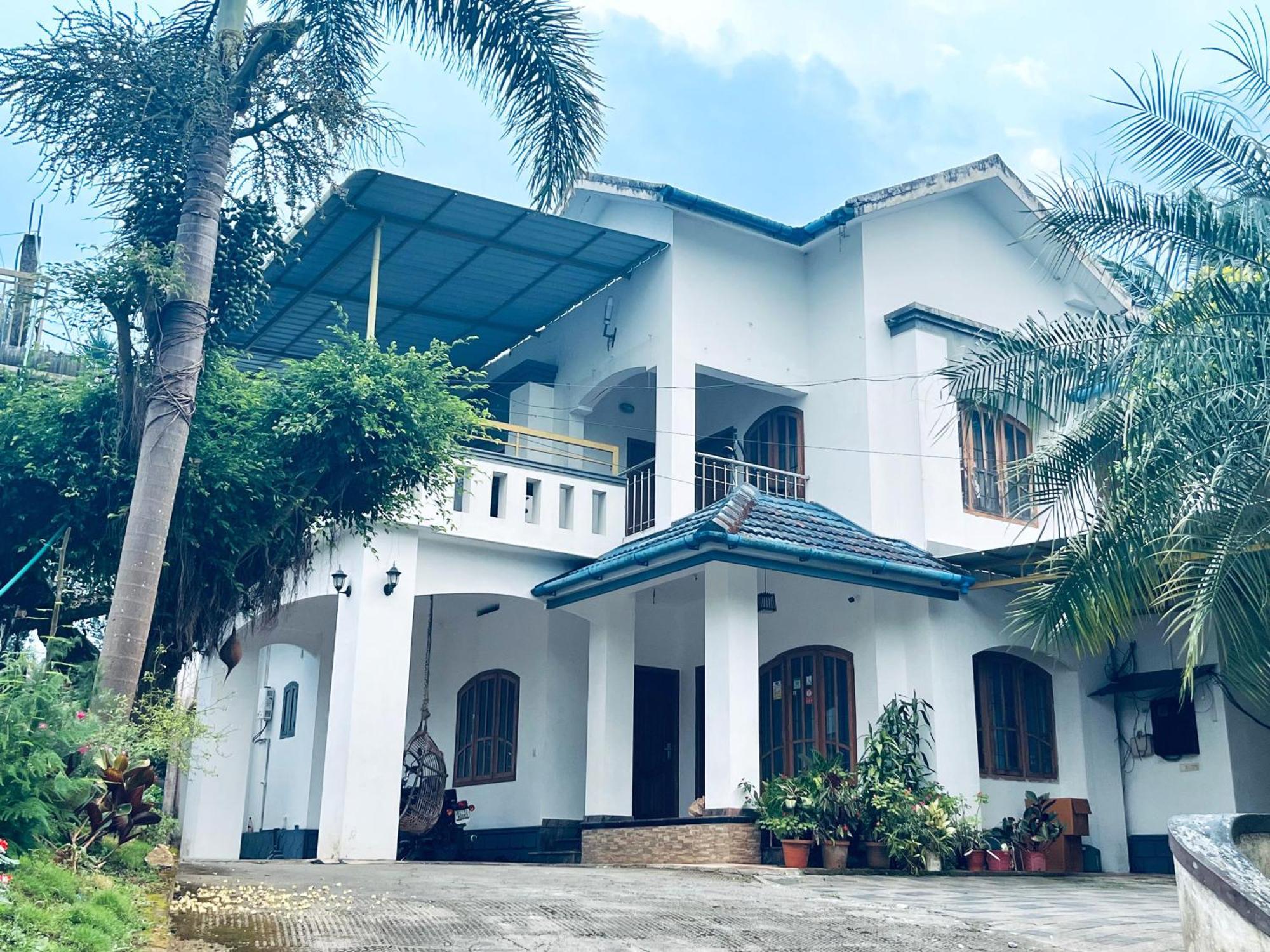 Dreamnest Residency Apartment Kalpetta Bagian luar foto